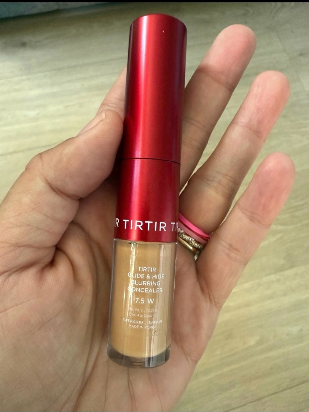 TIRTIR glider & hide dual concealer and foundation 8w - Picture 4 of 5